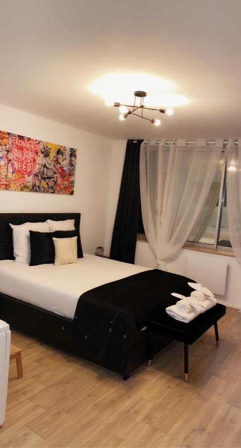 L'AppartE Black Superbe Appartement Pop ! Besançon Zewnętrze zdjęcie