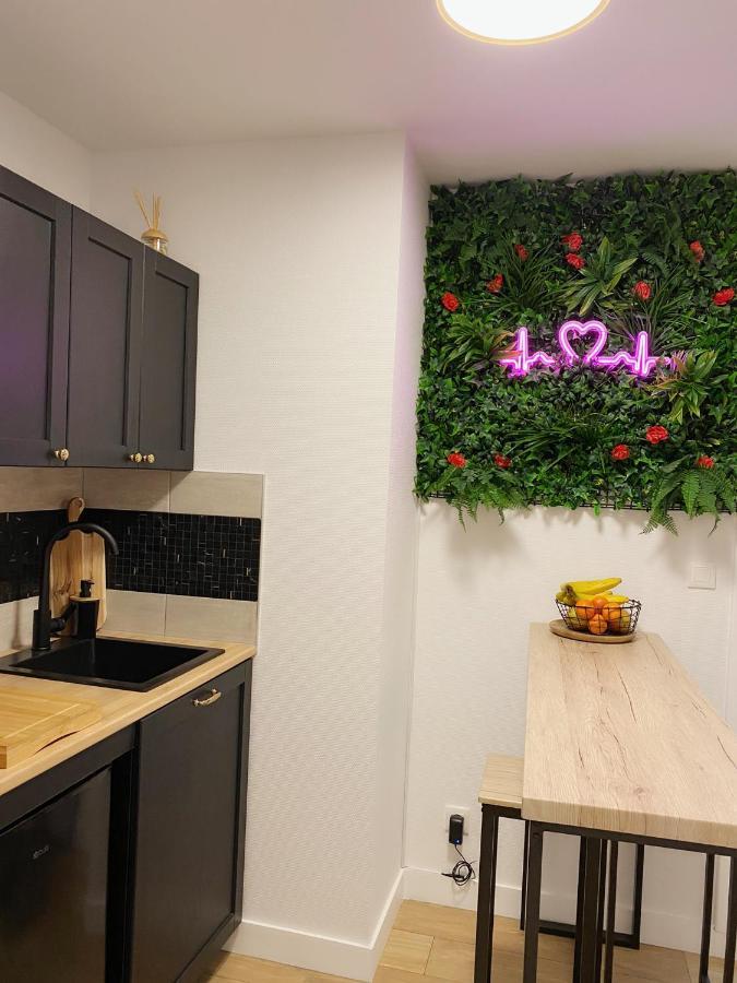 L'AppartE Black Superbe Appartement Pop ! Besançon Zewnętrze zdjęcie