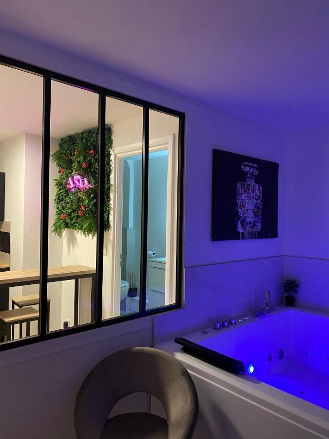 L'AppartE Black Superbe Appartement Pop ! Besançon Zewnętrze zdjęcie